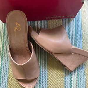 Ladies wedge sandals A2 by Aerosoles, nude color, size 7